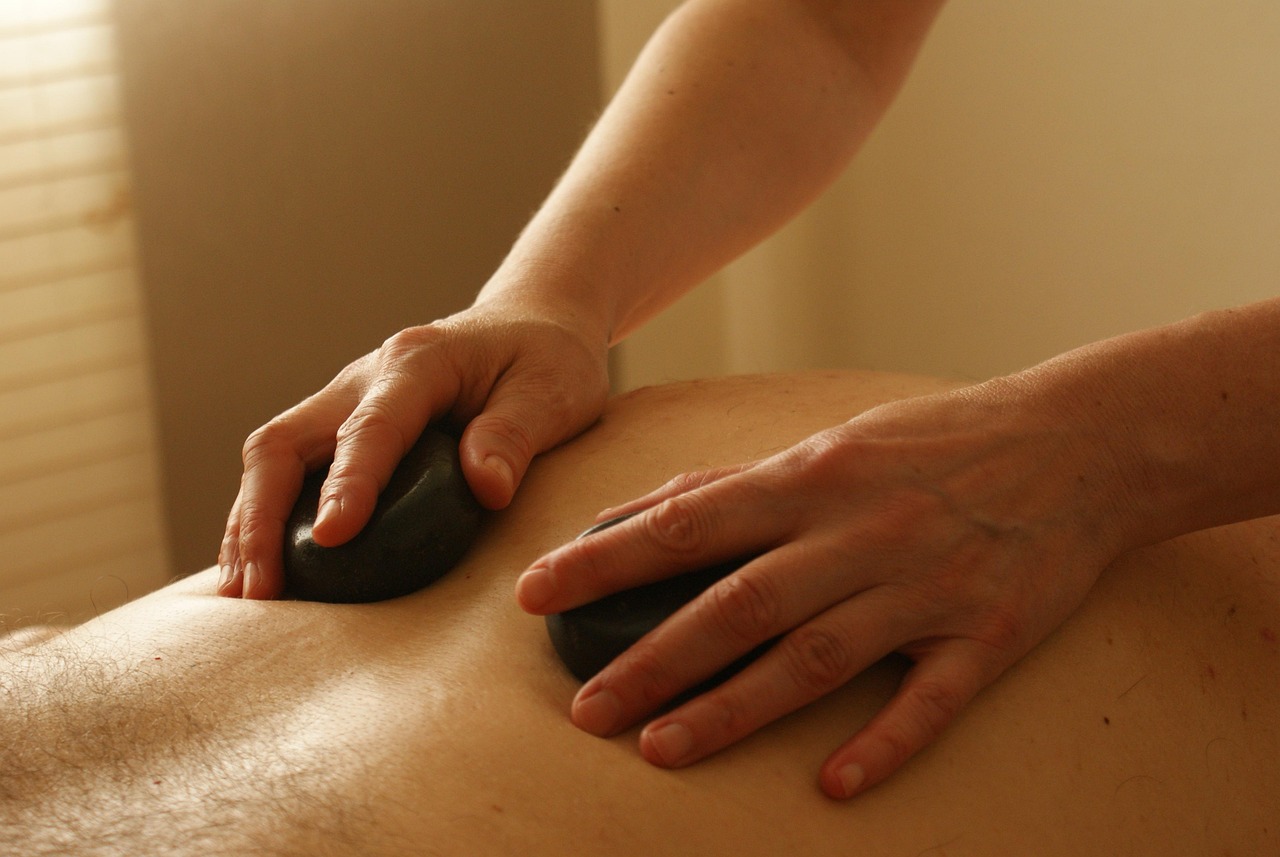 massage, relaxing massage, wellness massage, relaxation, wellness, hands, hot stones, deep tissue massage bahria town